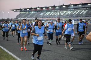 BIB: 70414
                            <button type="button" onclick="openModal(10463469)" class="btn btn-primary btn-sm float-right btn-popup" data-toggle="modal" data-target=".modal-high-quality">
                        <i class="fas fa-shopping-cart"></i> Add to Cart
                    </button>
                                            <button type="button" onclick="isThisMe(10463469, true)" class="btn btn-success btn-sm float-right btn-popup btn-isme hidden" data-toggle="tooltip" data-placement="bottom" title="นี่คือรูปของคุณใช่ไหม คลิกที่นี่เพื่อเอาเข้าอัลบั้ม">
                        <i class="fas fa-plus"></i> Add to album
                    </button>
                    <button type="button" onclick="isThisMe(10463469, false)" class="btn btn-warning btn-sm float-right btn-popup btn-isnotme hidden">
                        <i class="fas fa-ban"></i> Remove from album
                    </button>